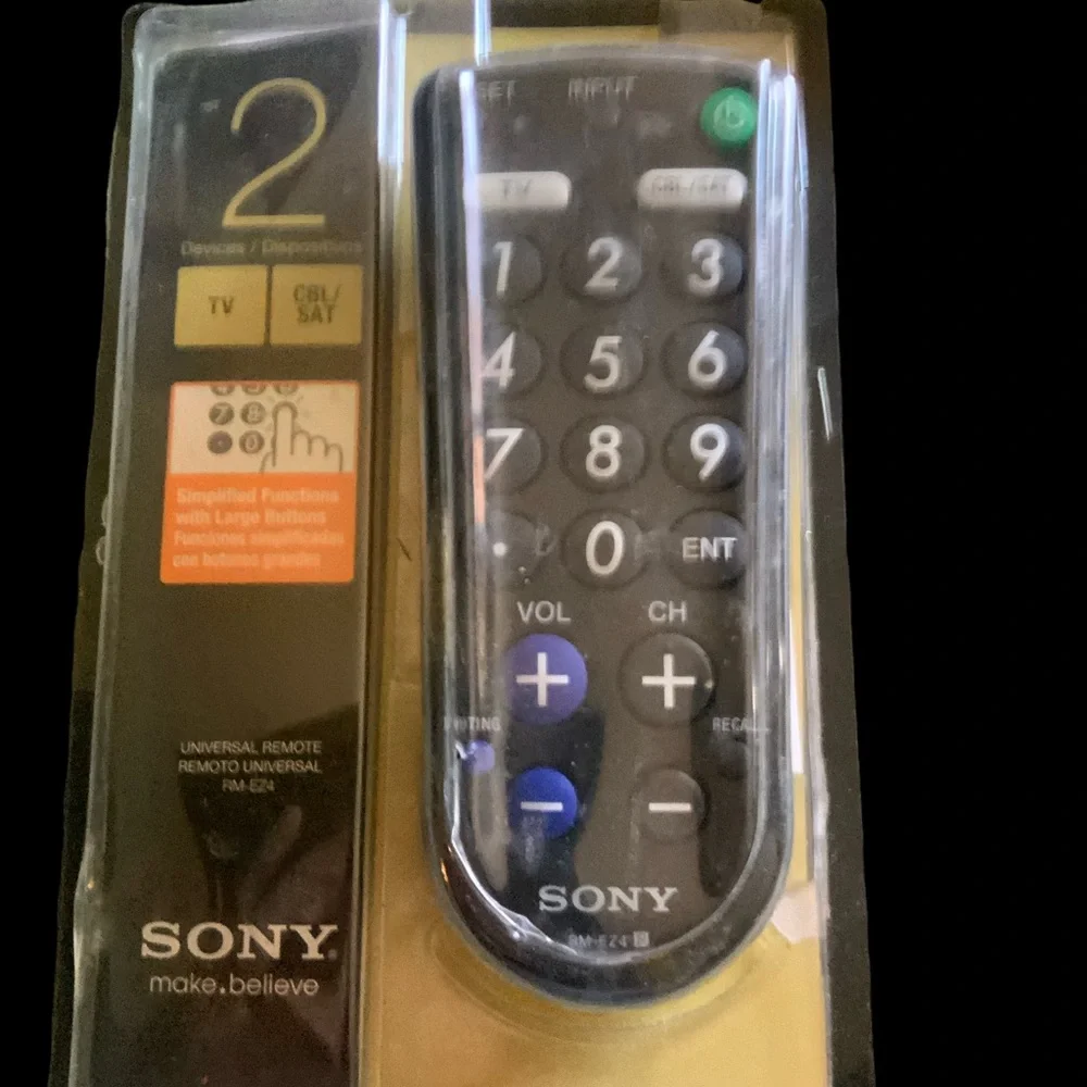 Sony Universal 2-Device TV/Cable/Satellite Large Button Remote *New. #RM-EX4
